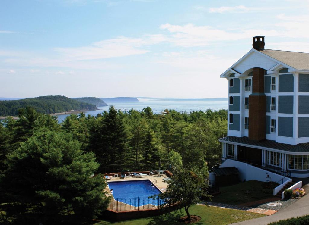 Bluenose Inn - Bar Harbor Hotel