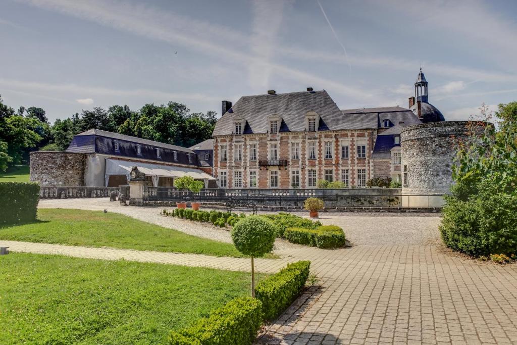 Le Château D'Etoges - Les Collectionneurs